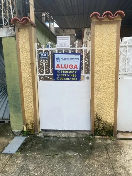 Casa, 40 m², com banheira