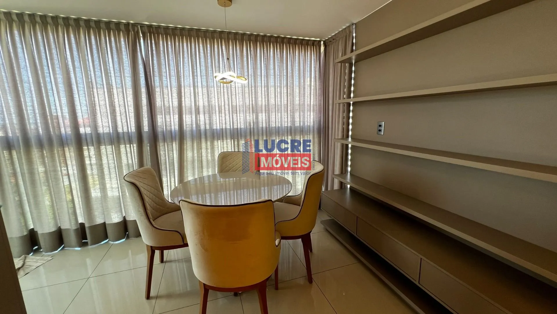 Furnished duplex apartment on the 6th floor