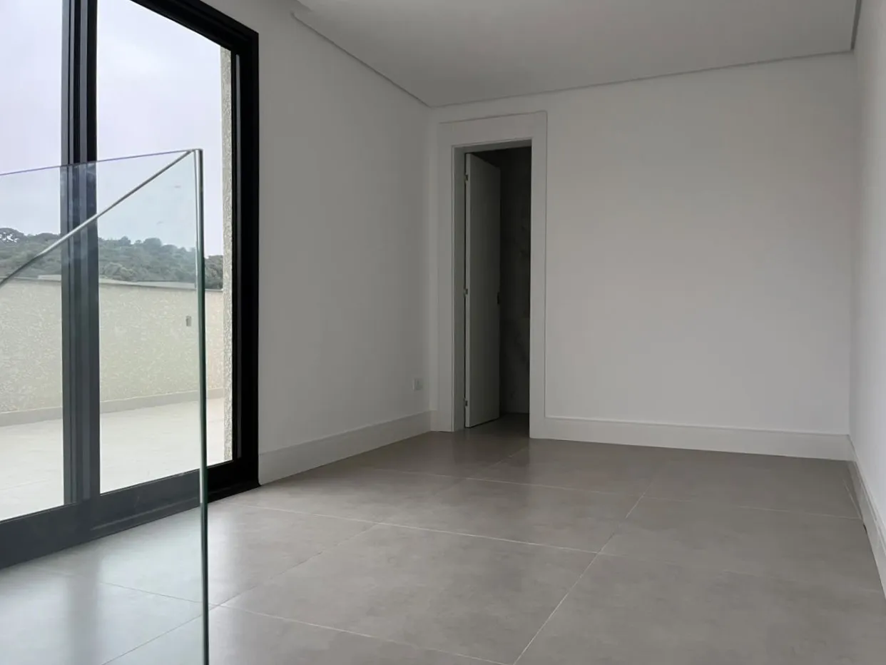 3-bedroom apartment in a building with a sauna — photo 15