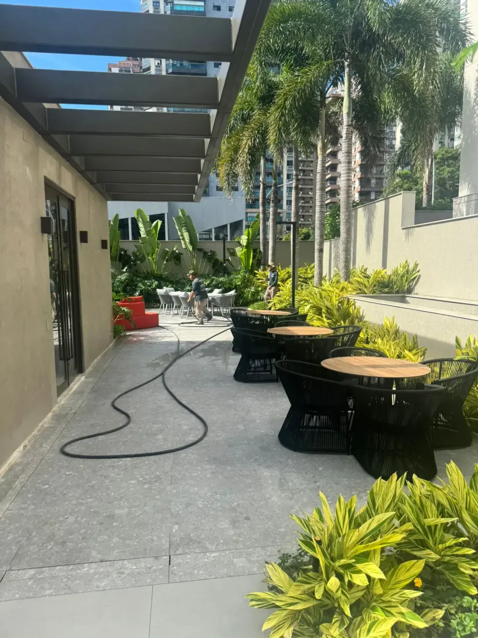 77 m² apartment with 2 bedrooms, 2 baths and a balcony — photo 14