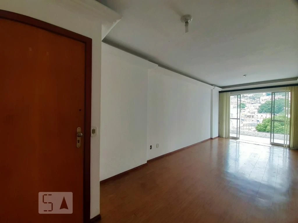 2-bedroom apartment with a mountain view in Rio de Janeiro — photo 37