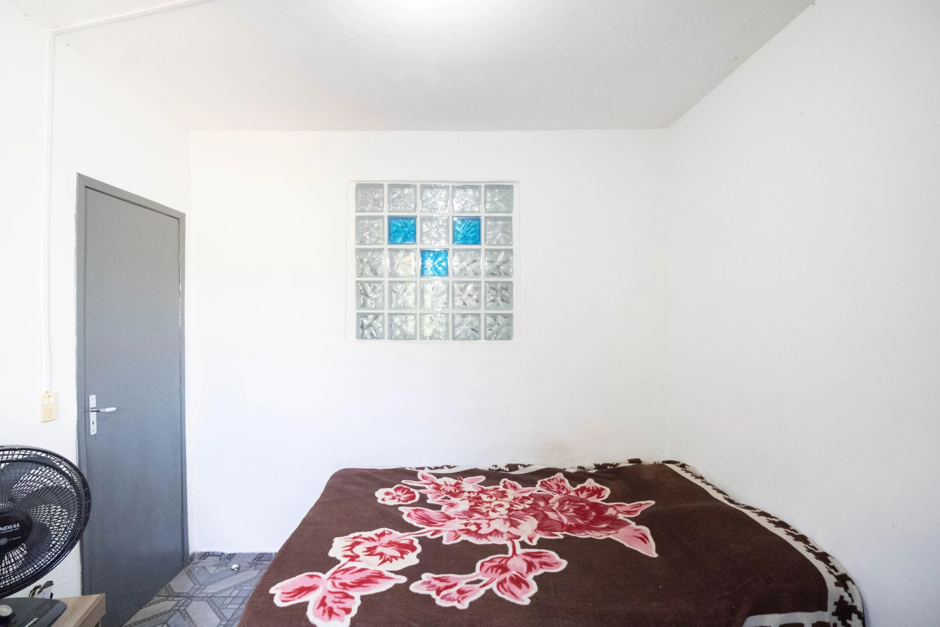 Furnished house with 2 bedrooms and 1 bathroom — photo 31