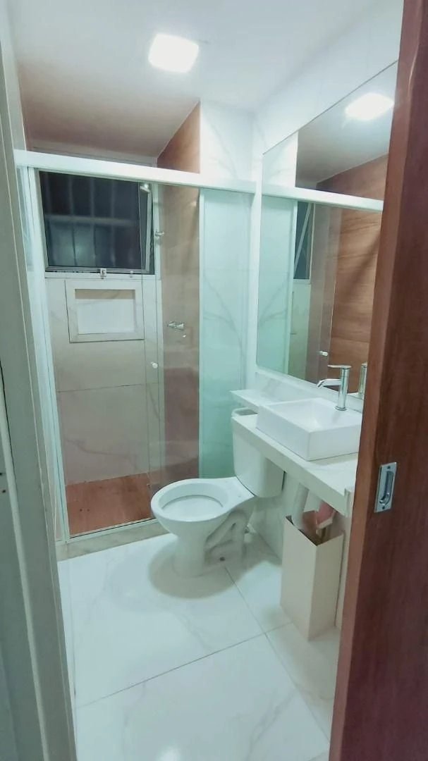Квартира з 2 спальнями та душем у скляній кабінці — photo 4