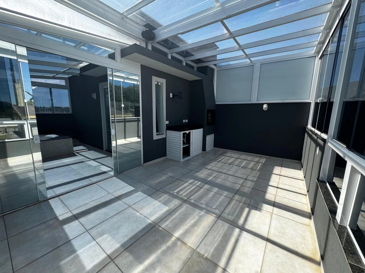 Casa de 3 quartos com varanda envidraçada — photo 19