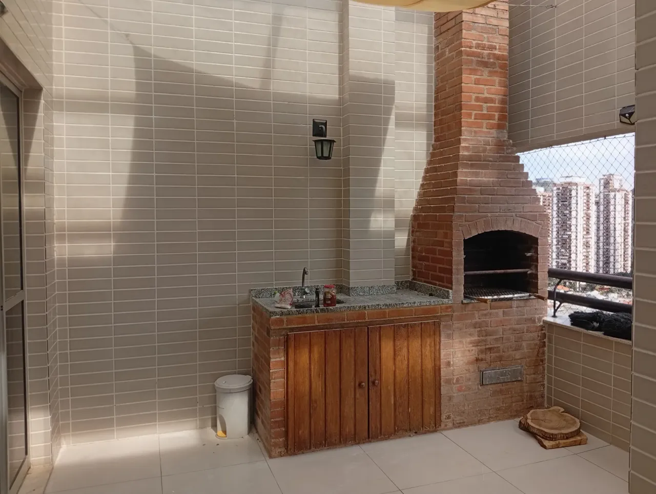 Furnished duplex apartment with a balcony grill — photo 20