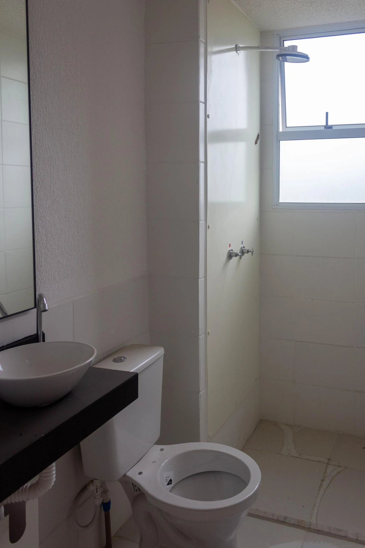 2-bedroom apartment in a building with a gym — photo 43