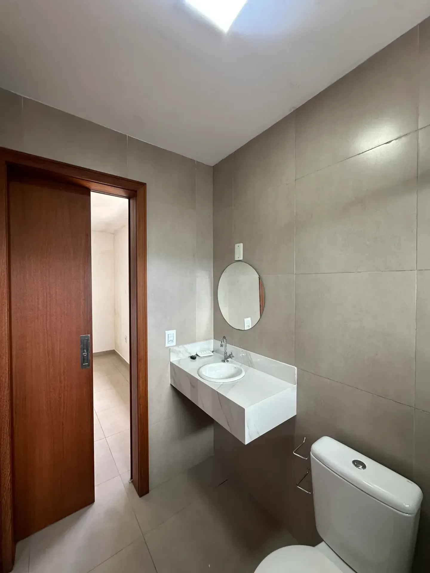 2-bedroom apartment, both with their own bathrooms, 74 m² — photo 26