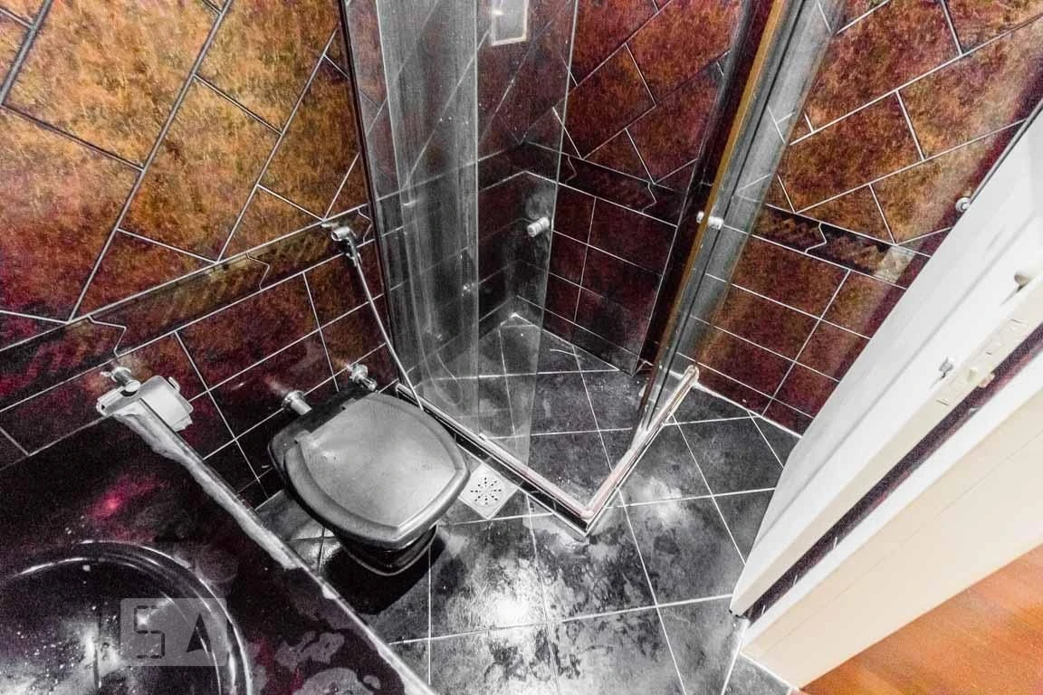 2-bedroom rental apartment with 1 bathroom and parking — photo 9