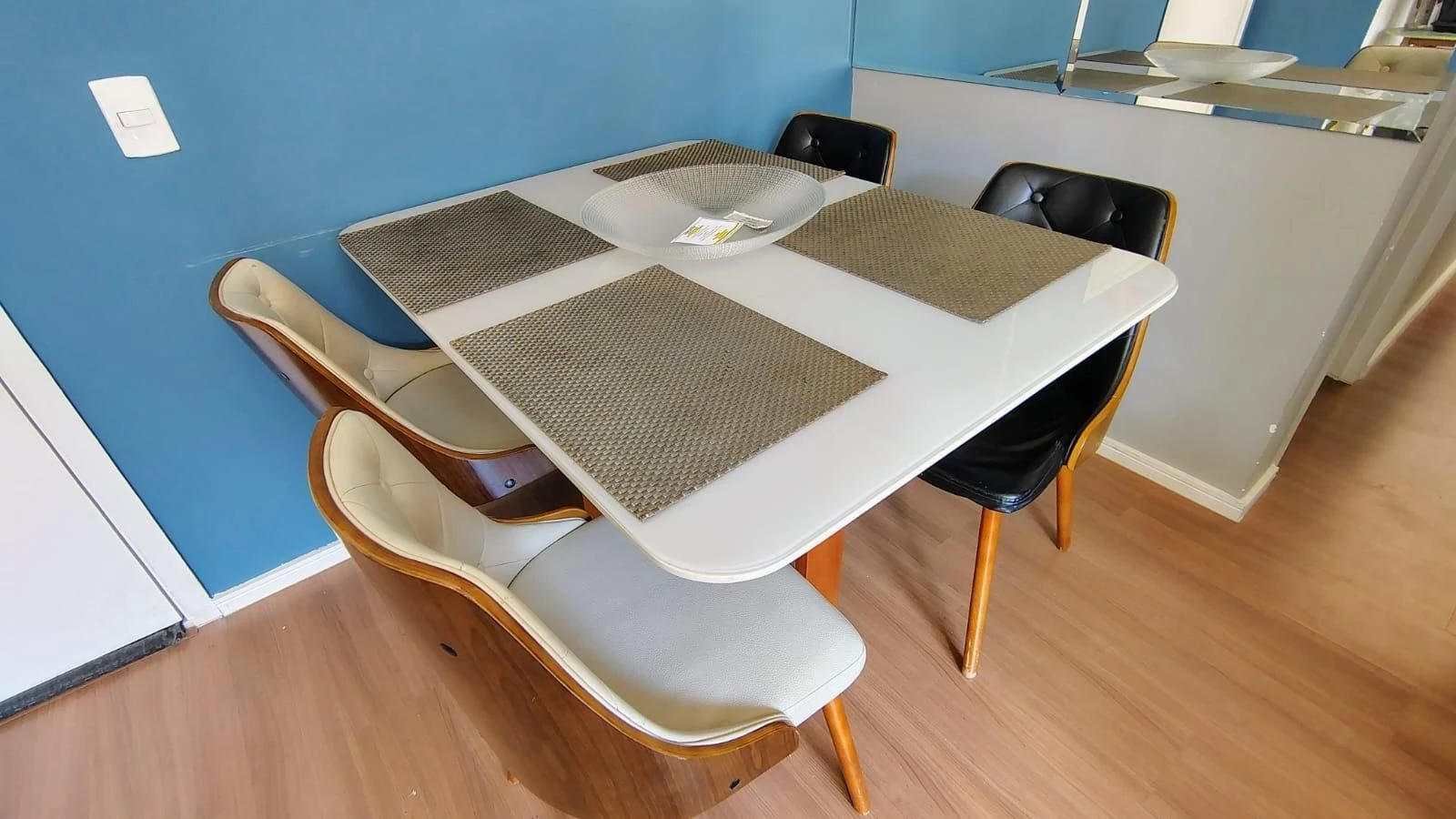Furnished apartment, 50 m², with a grill on the balcony — photo 32