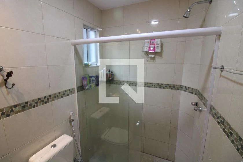 Casa para aluguel com 4 quartos e 340 m² — photo 49