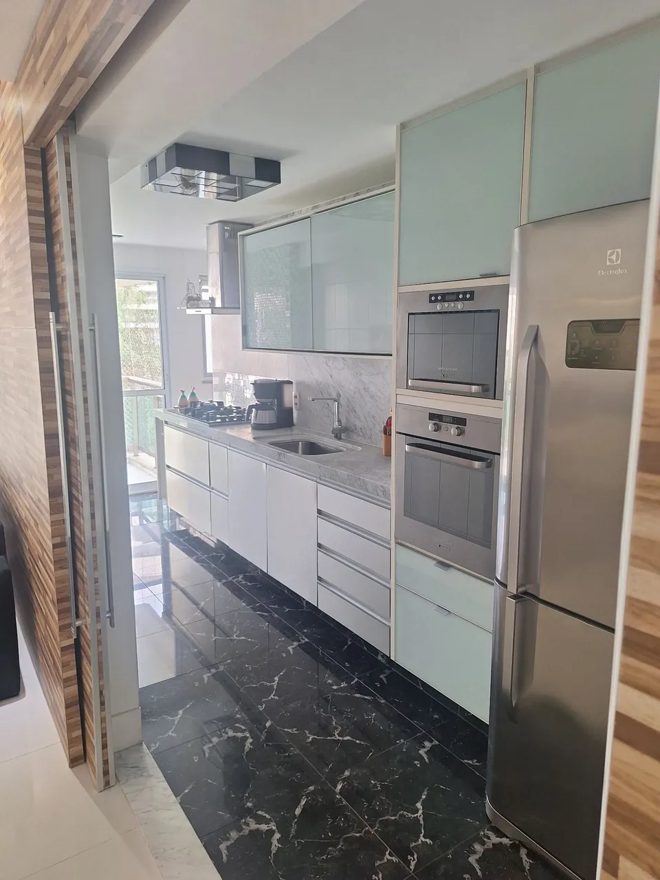 Apartamento amueblado con 3 dormitorios y 4 baños — photo 2