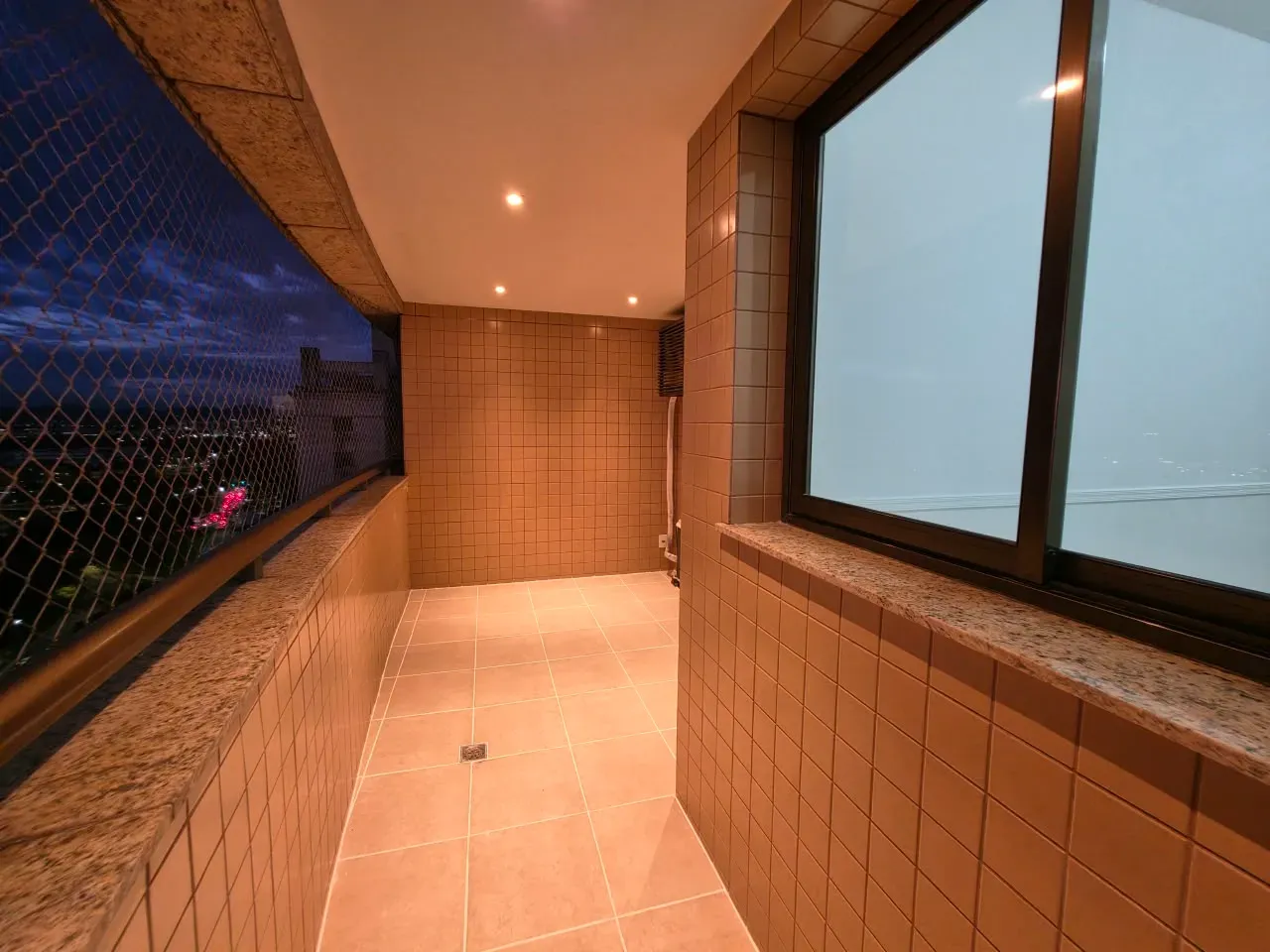 3-bedroom apartment in a building with a sauna — photo 14