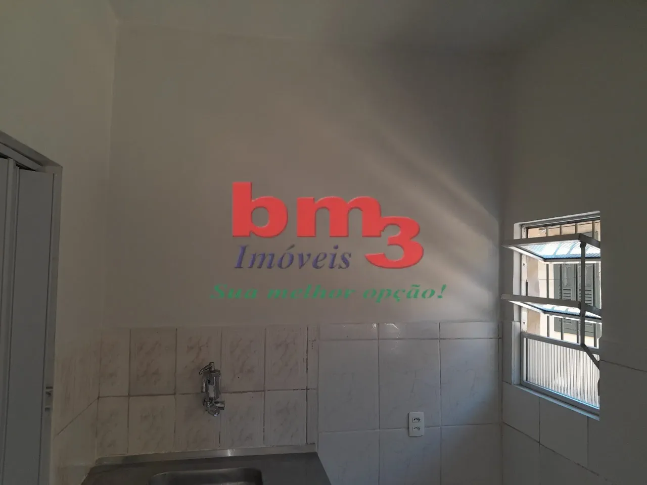 Unfurnished studio with 1 bedroom and 1 bathroom — photo 3