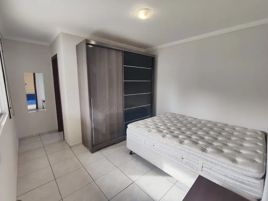 4-bedroom apartment with 2 parking spaces and 155 m² — photo 14