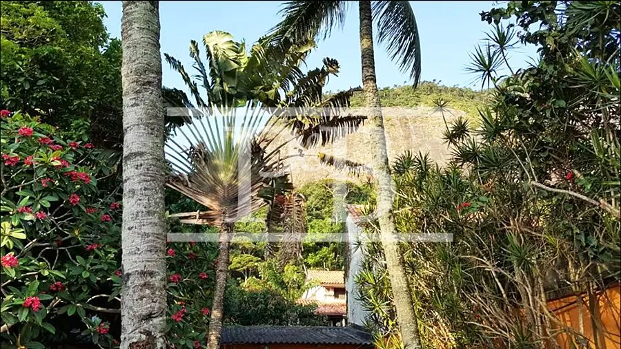 House with 4 bedrooms and 2 bathrooms, 440 m² and 2 parking — photo 28