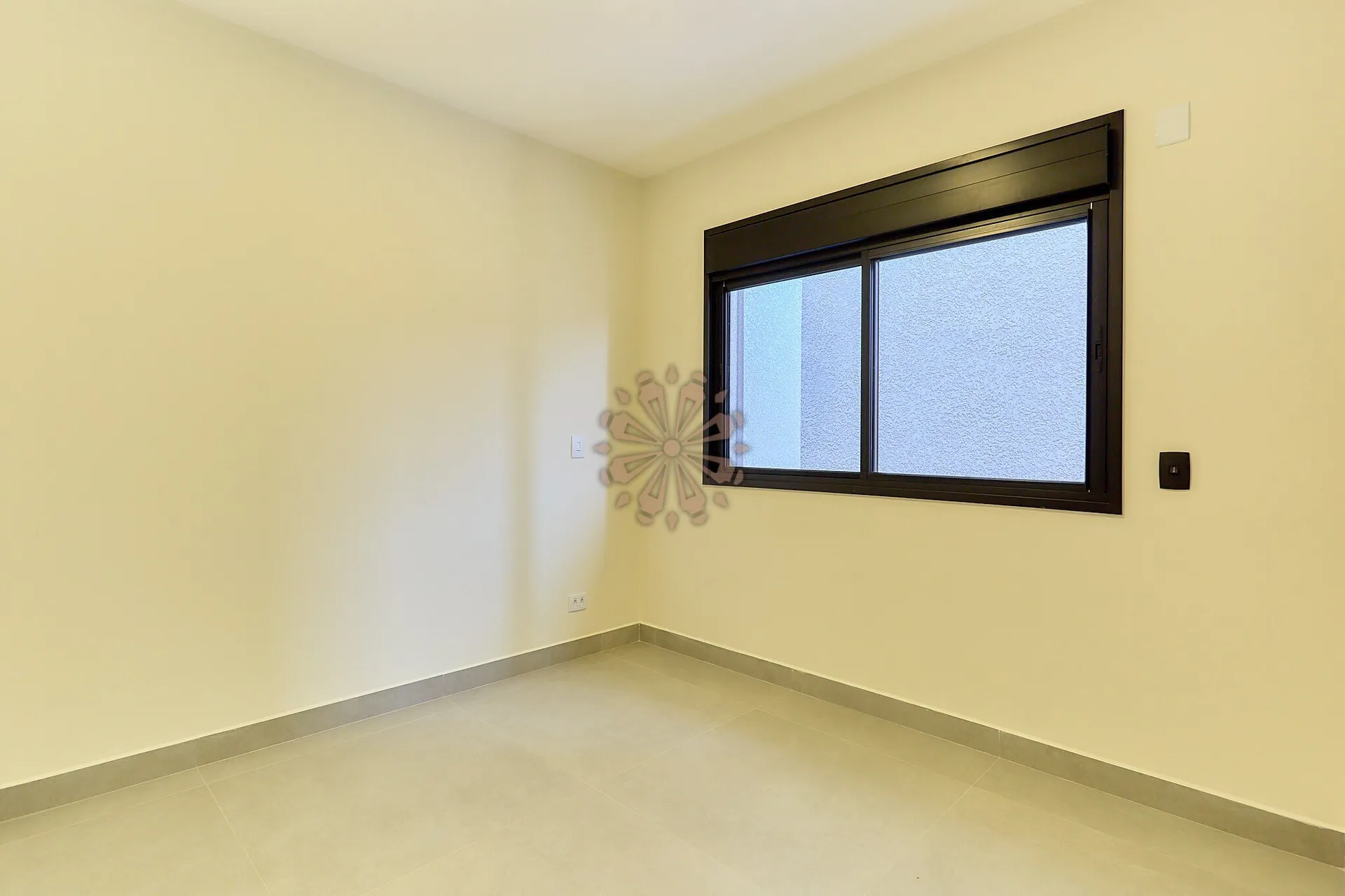 House with 4 bedrooms, 3 bathrooms and 3 parking spaces — photo 18