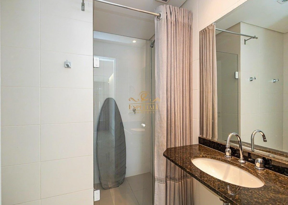 Apartamento, 193 m², com banheira — photo 25