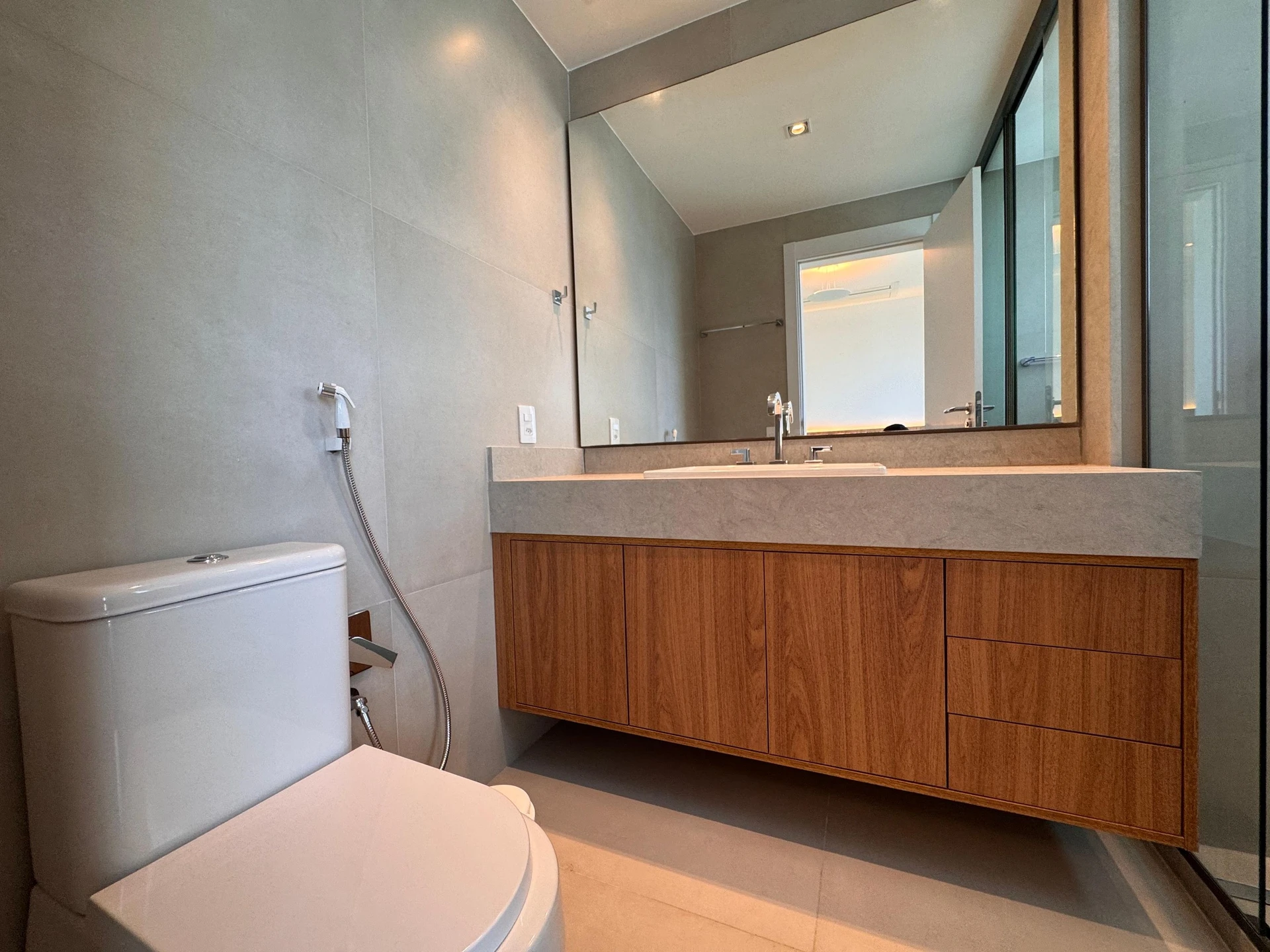 Apartamento mobiliado com 3 suítes e 4 vagas — photo 46