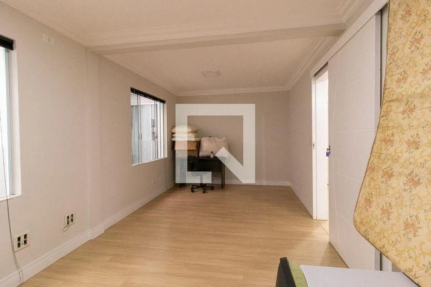 Rental house with 5 bedrooms and 290 m² — photo 28
