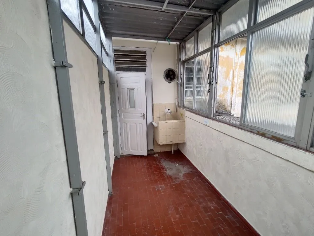 Квартира 80 м² із заскленим балконом та видом на гори — photo 8