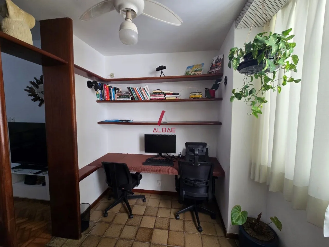 2-bedroom apartment with balcony and a full set of 3 baths — photo 10