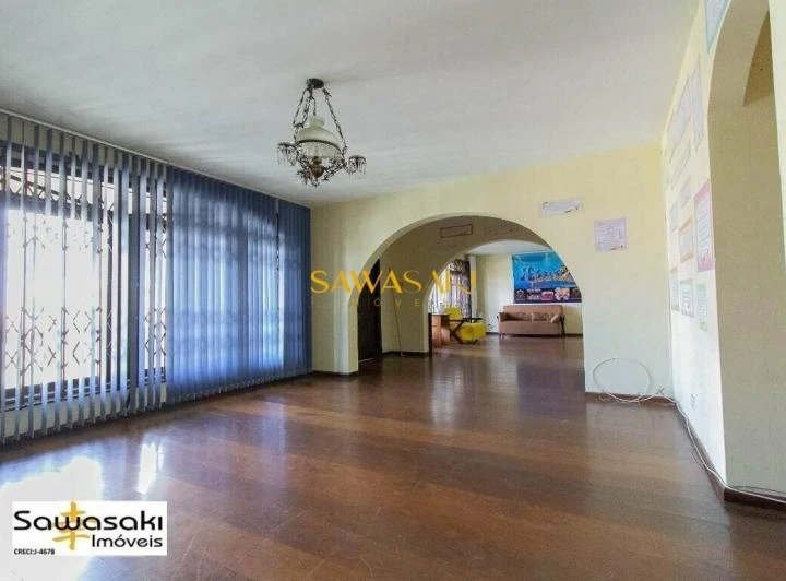 House with 8 bedrooms, 4 en-suites and 459 m² — photo 7