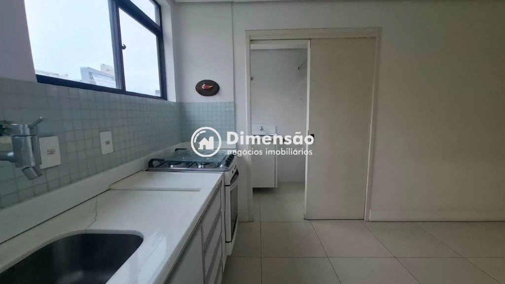 3-bedroom apartment, 1 with its own bathroom, 81 m² — photo 4