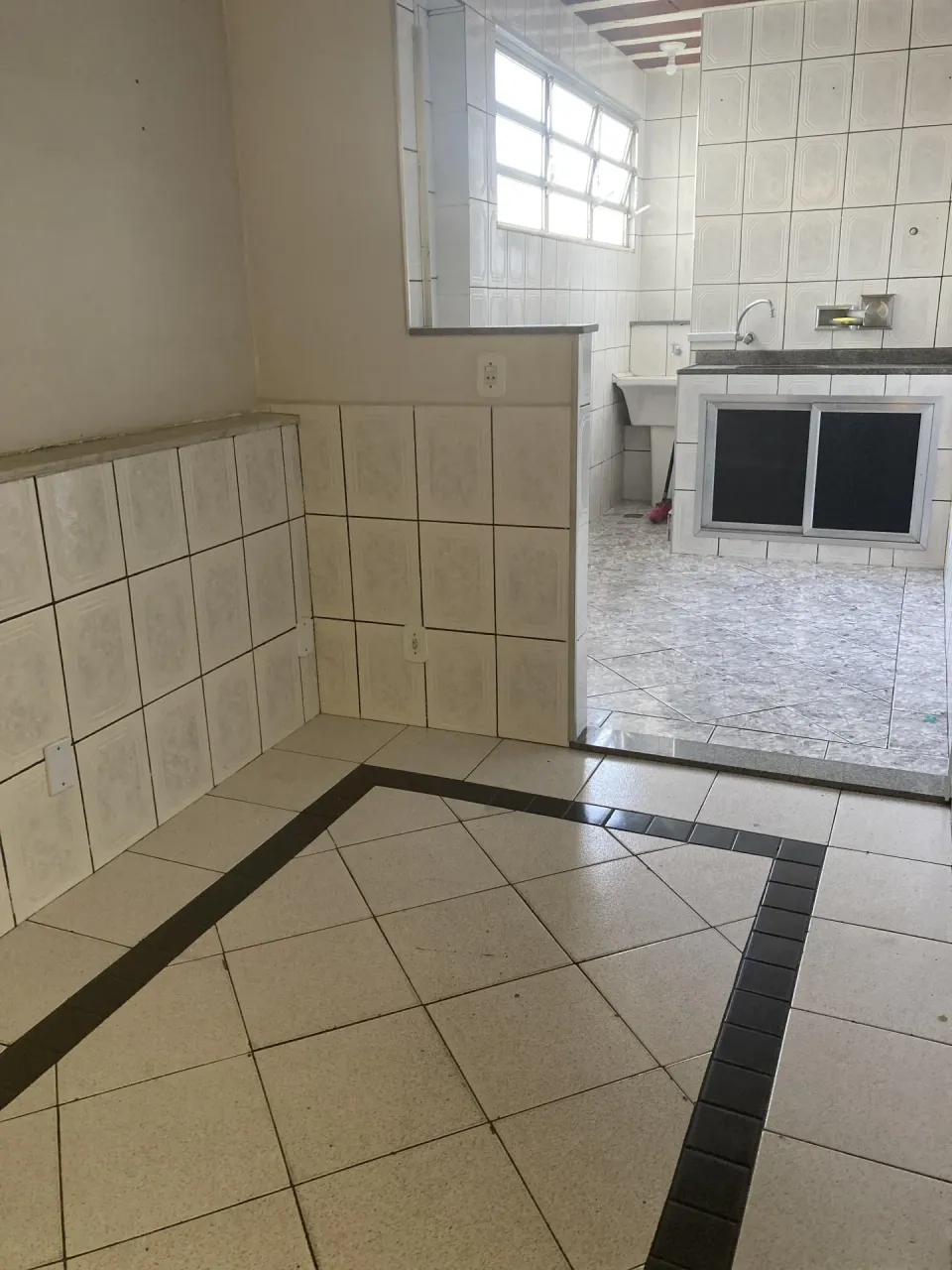Unfurnished house with 1 bedroom and 1 bathroom — photo 3