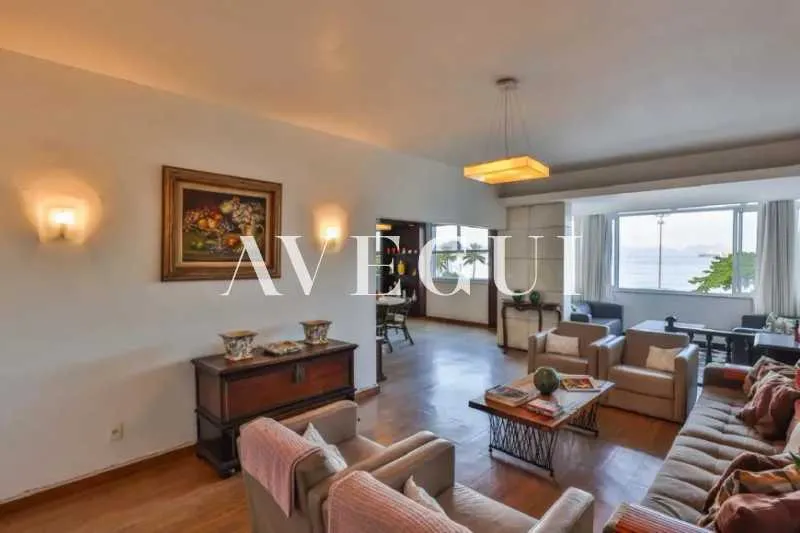5-bedroom apartment with a water view in Rio de Janeiro — photo 3