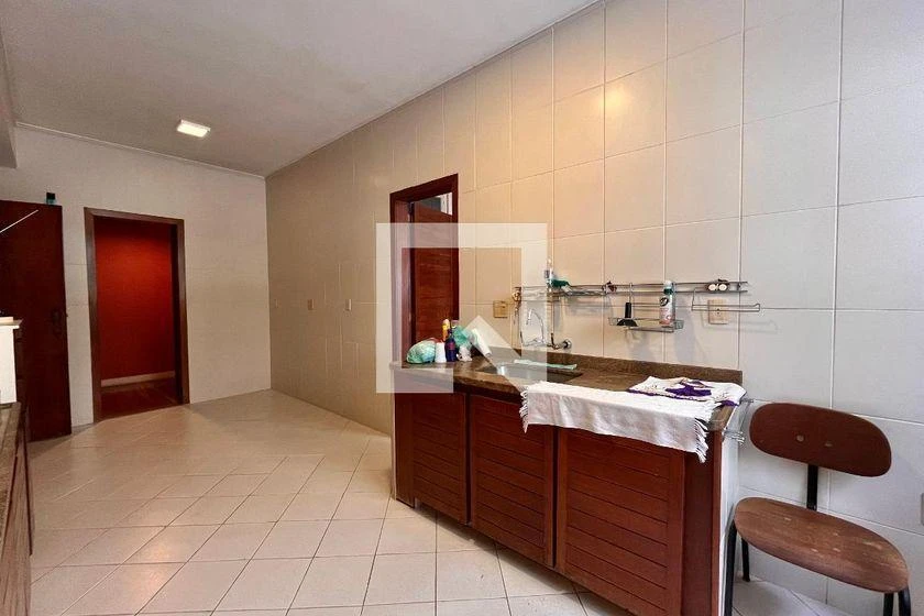 3-bedroom apartment with a water view in Rio de Janeiro — photo 46