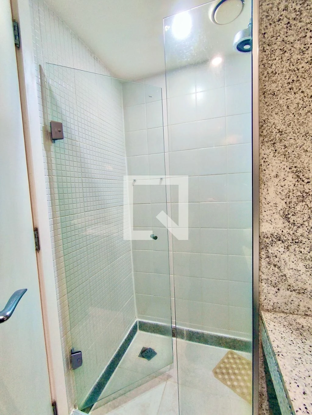2-bedroom apartment with a washing machine in Rio de Janeiro — photo 35