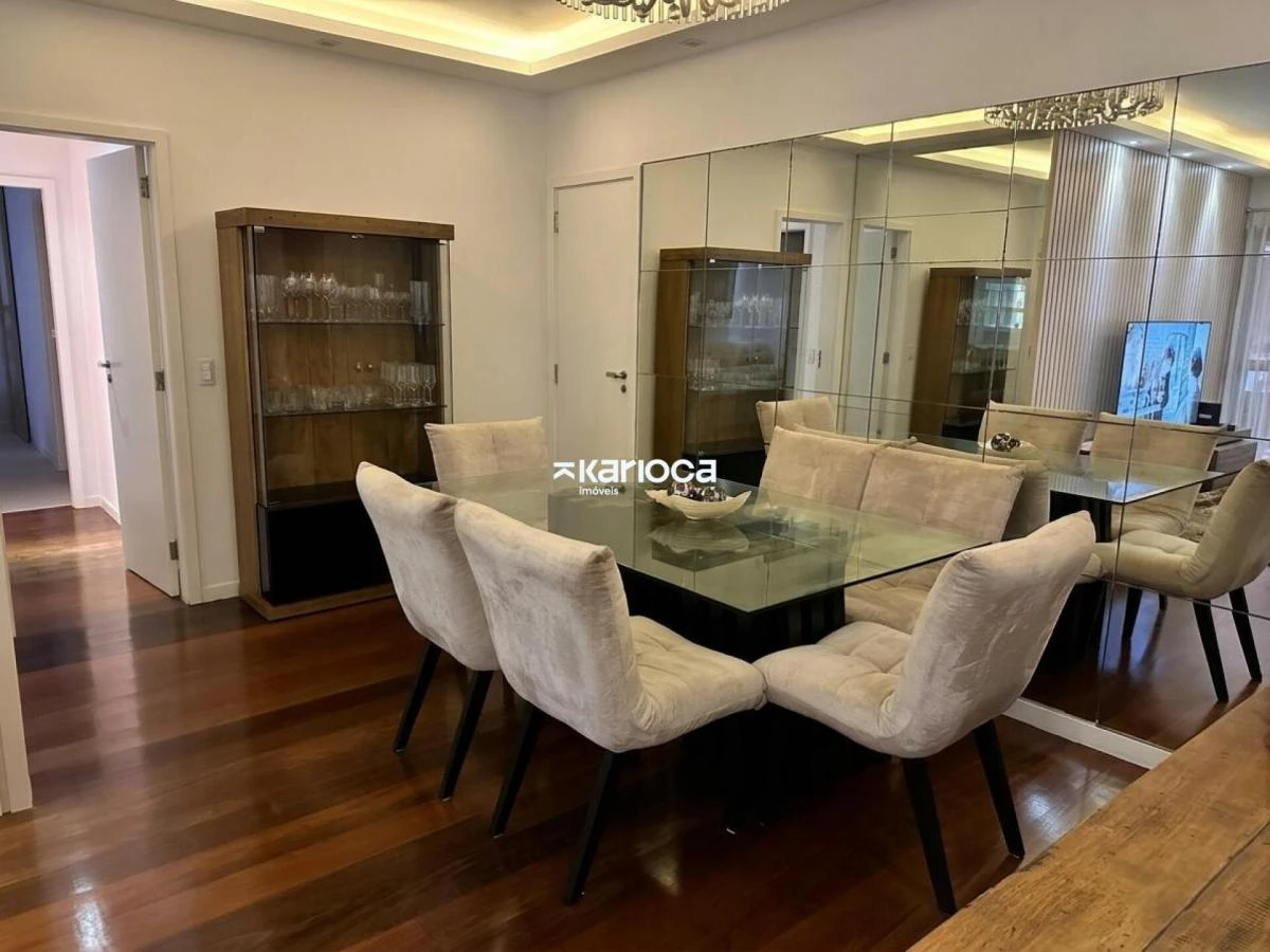 Furnished apartment, 131 m², with a grill on the balcony — photo 24