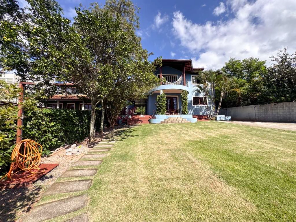 Casa em condomínio fechado com 4 quartos e 4 banheiros — photo 5