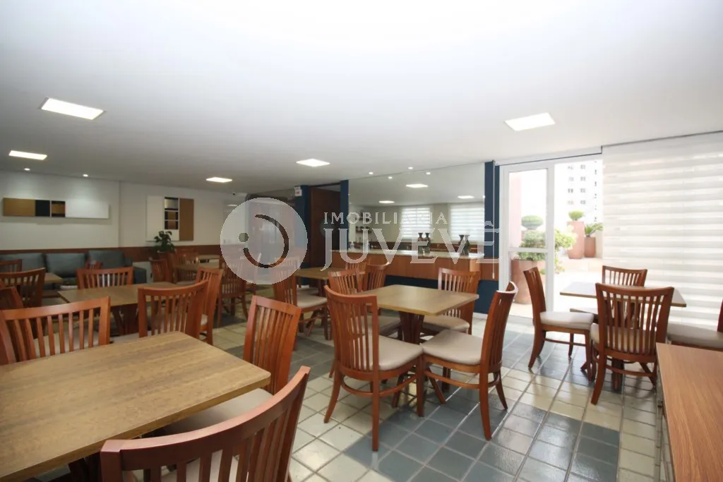Apartment, 93 m², with a glass-enclosed balcony — photo 39