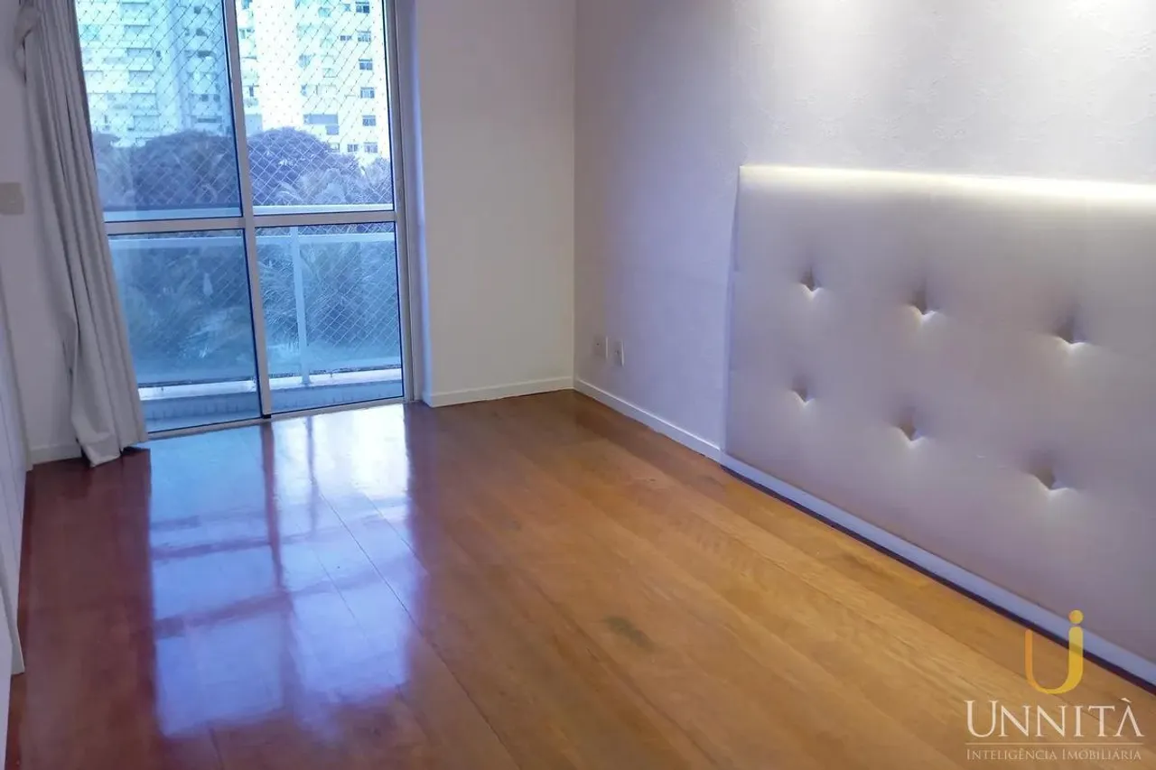 Unfurnished apartment with 3 bedrooms and 3 bathrooms — photo 6