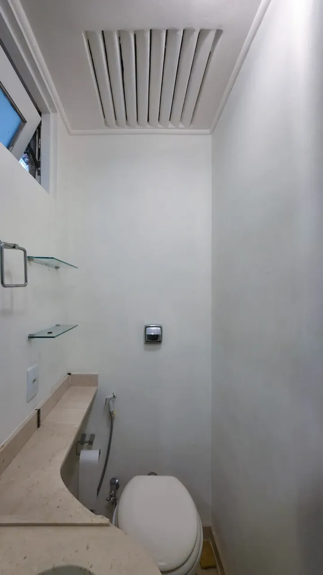 One-bedroom apartment with a home office in Rio de Janeiro — photo 25