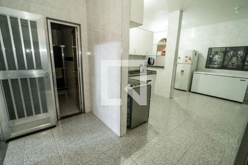 Casa mobiliada, 449 m², com espaço de home office — photo 15