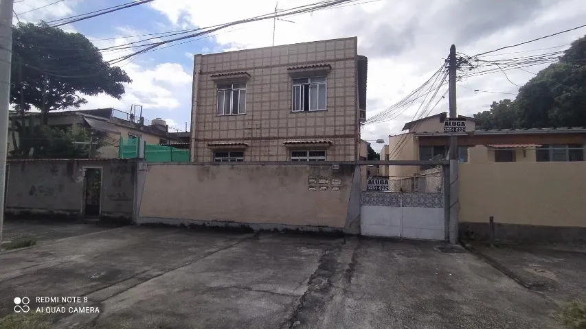 Unfurnished house with 1 bedroom and 1 parking spot