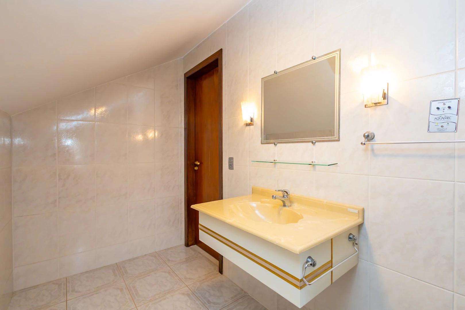 Furnished house with 3 bedrooms and 5 bathrooms — photo 15
