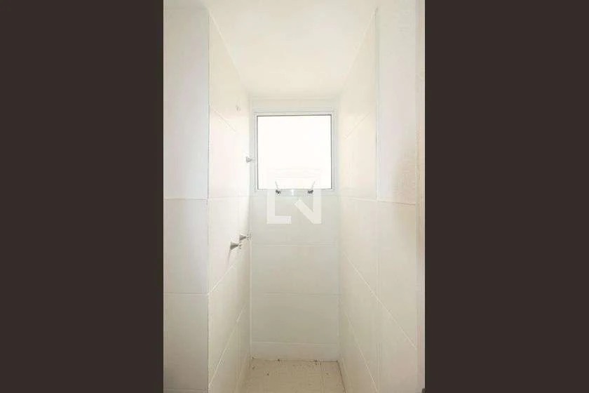 2-bedroom apartment with an electric shower — photo 8