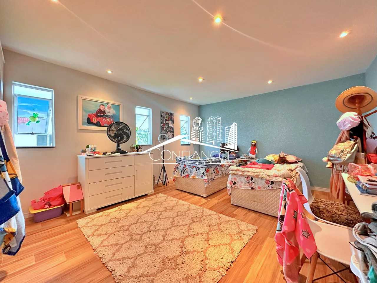 House with 4 bedrooms, 3 bathrooms and 6 parking — photo 15