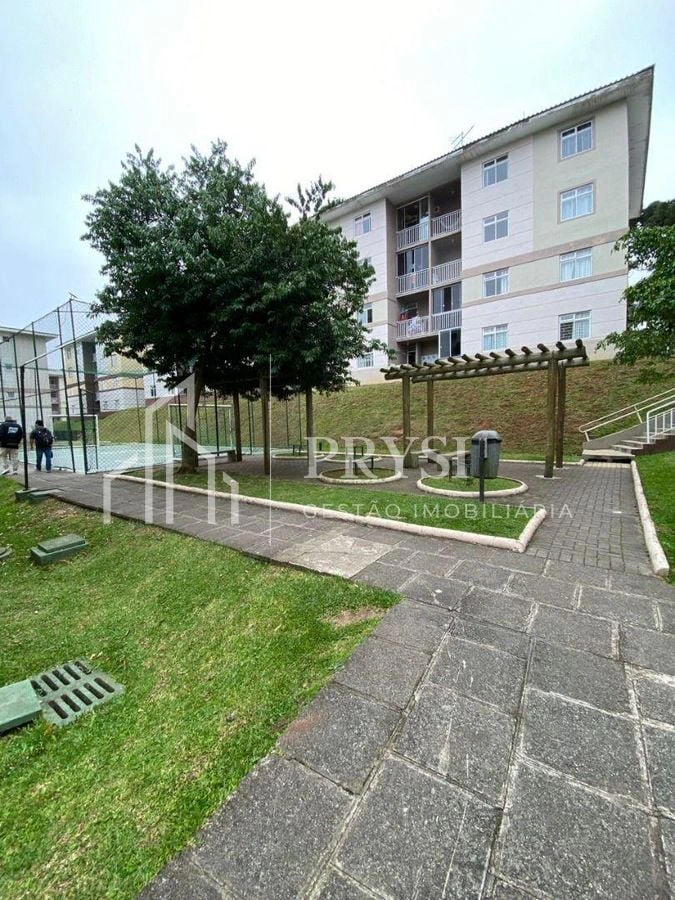 Furnished 2-bedroom apartment with private BBQ — photo 13
