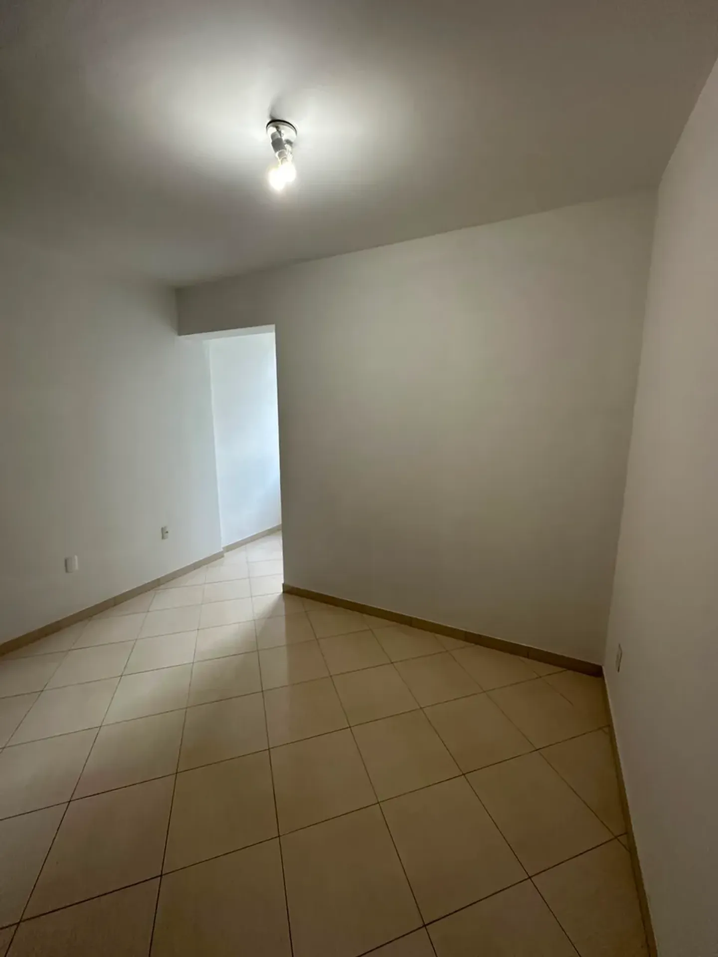 Apartment with 2 bedrooms, 2 bathrooms and balcony — photo 19