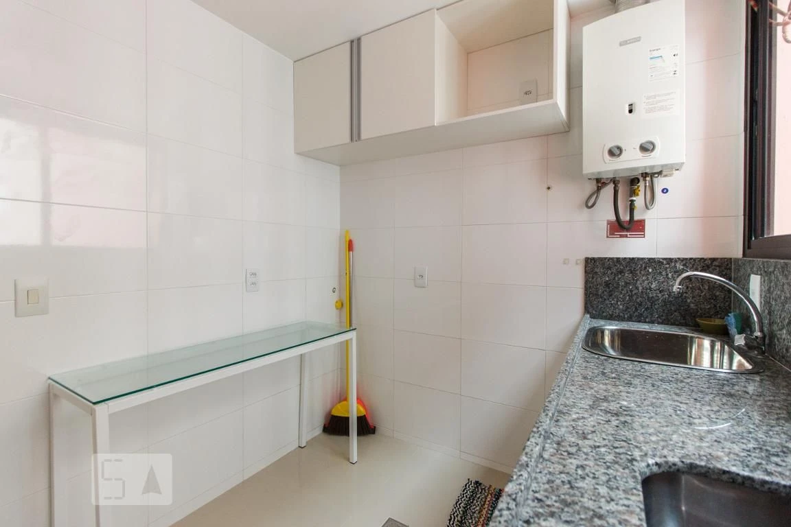 2-bedroom rental apartment with en-suites and 1 parking spot — photo 10