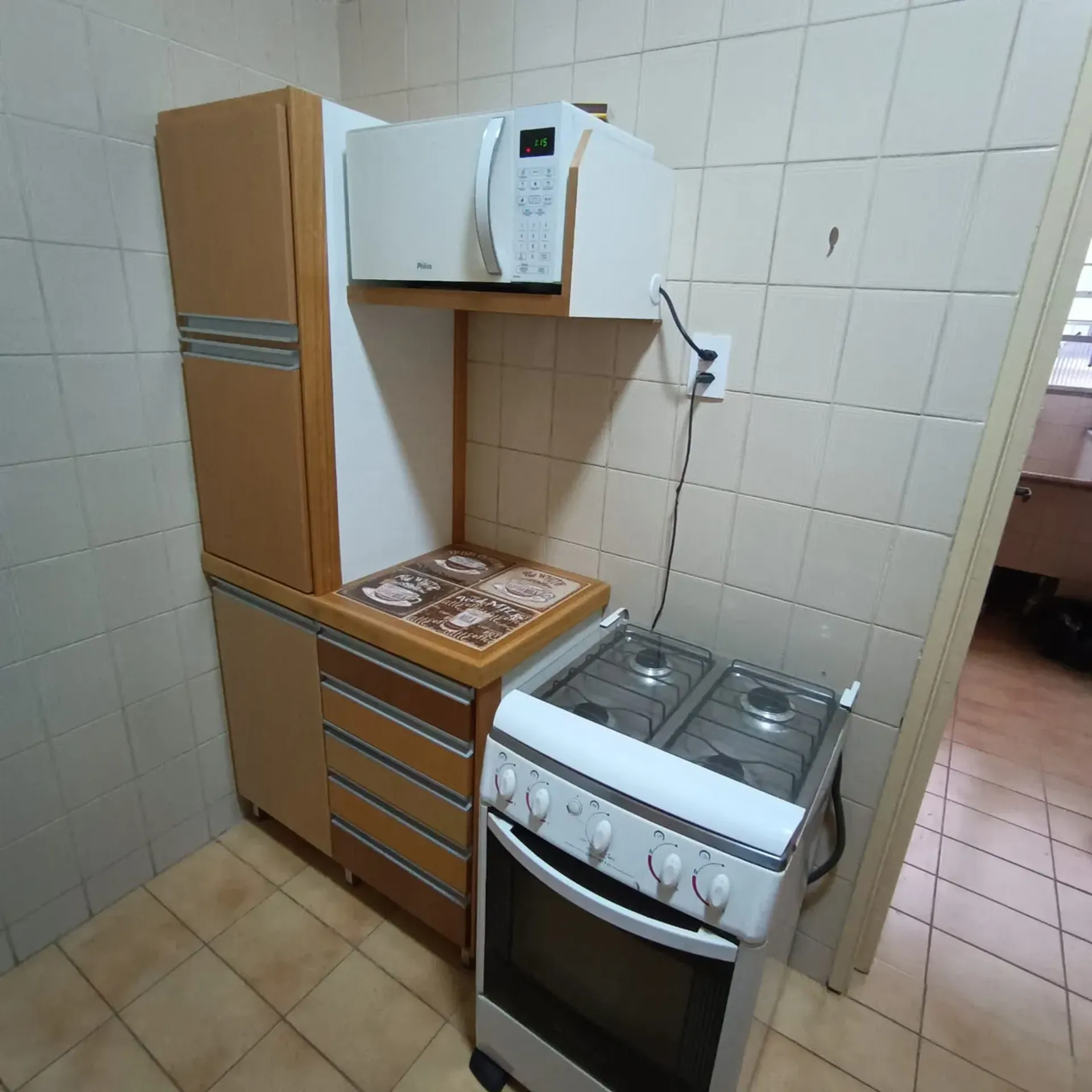 Furnished apartment, 40 m², with a glass-enclosed balcony — photo 2