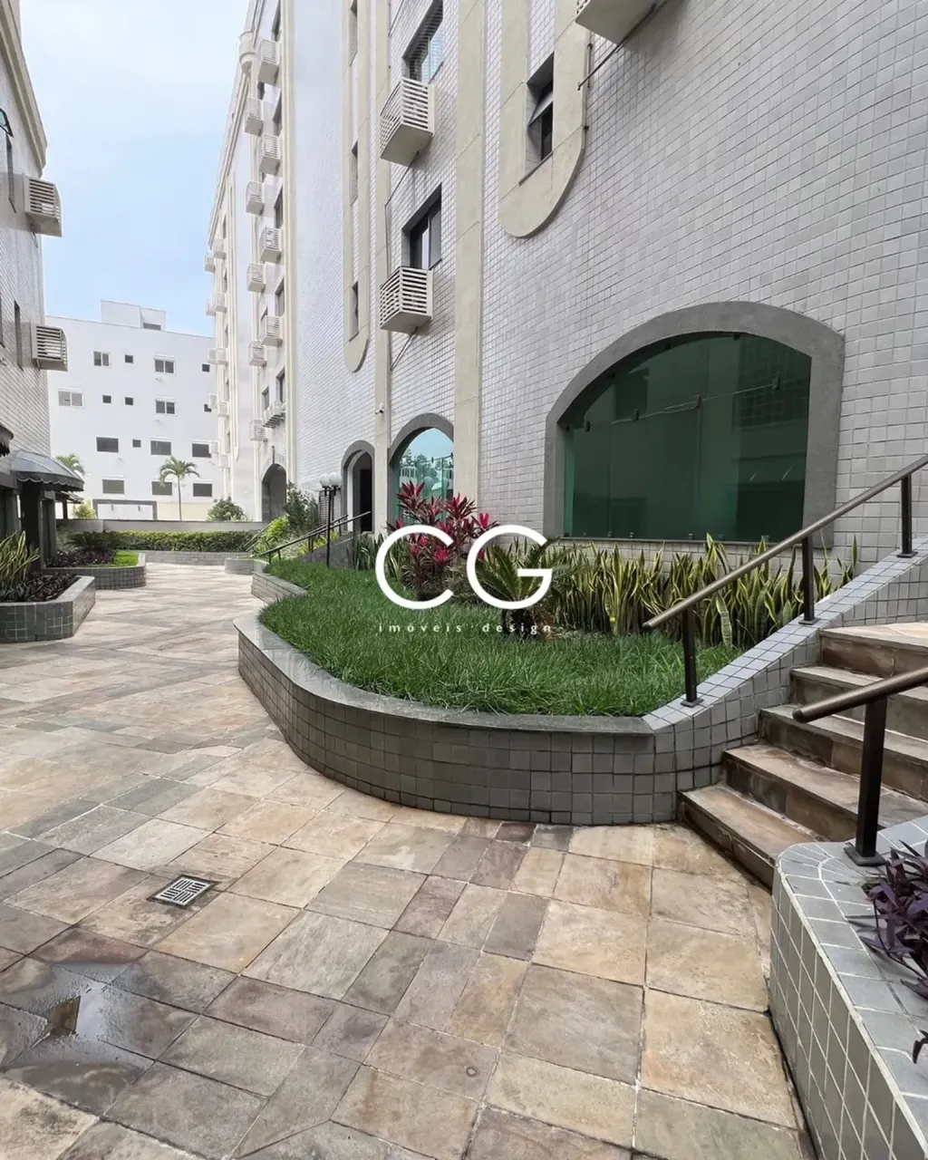 Apartment with 2 bedrooms and enclosed balcony — photo 10