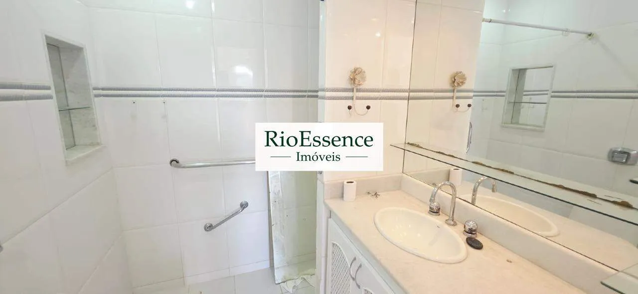 Unfurnished apartment with 3 bedrooms and an enclosed balcony — photo 6