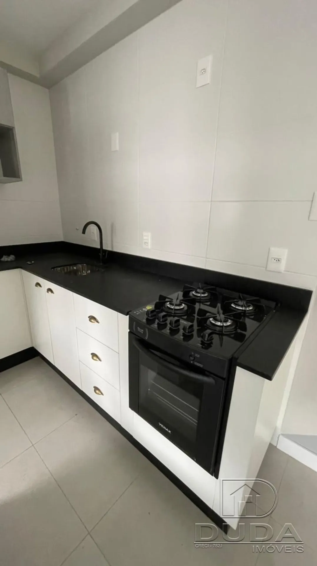 Furnished 1-bedroom apartment with 35 m² and a parking spot — photo 5