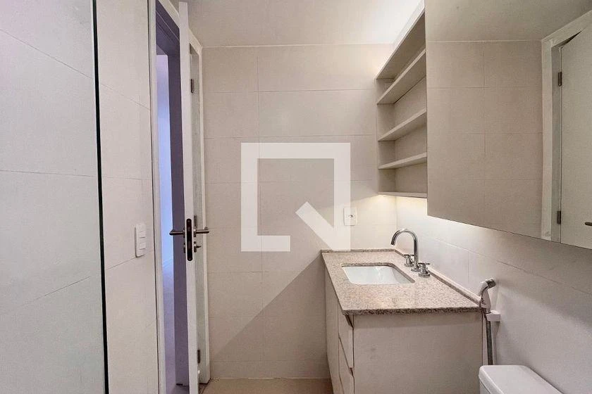 1-bedroom unfurnished apartment with enclosed balcony — photo 14