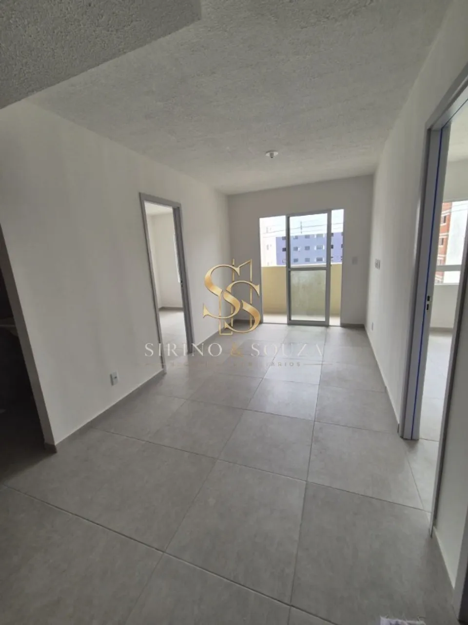 Unfurnished apartment with 2 bedrooms and 2 bathrooms — photo 8